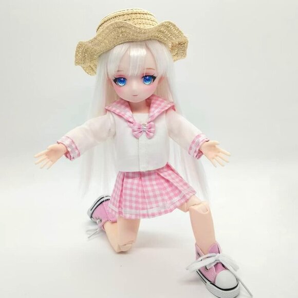 Pretty Ball Jointed Anime Style Doll Including Wig Hair, Makeup, Eyes, Clothes - Picture 5 of 6